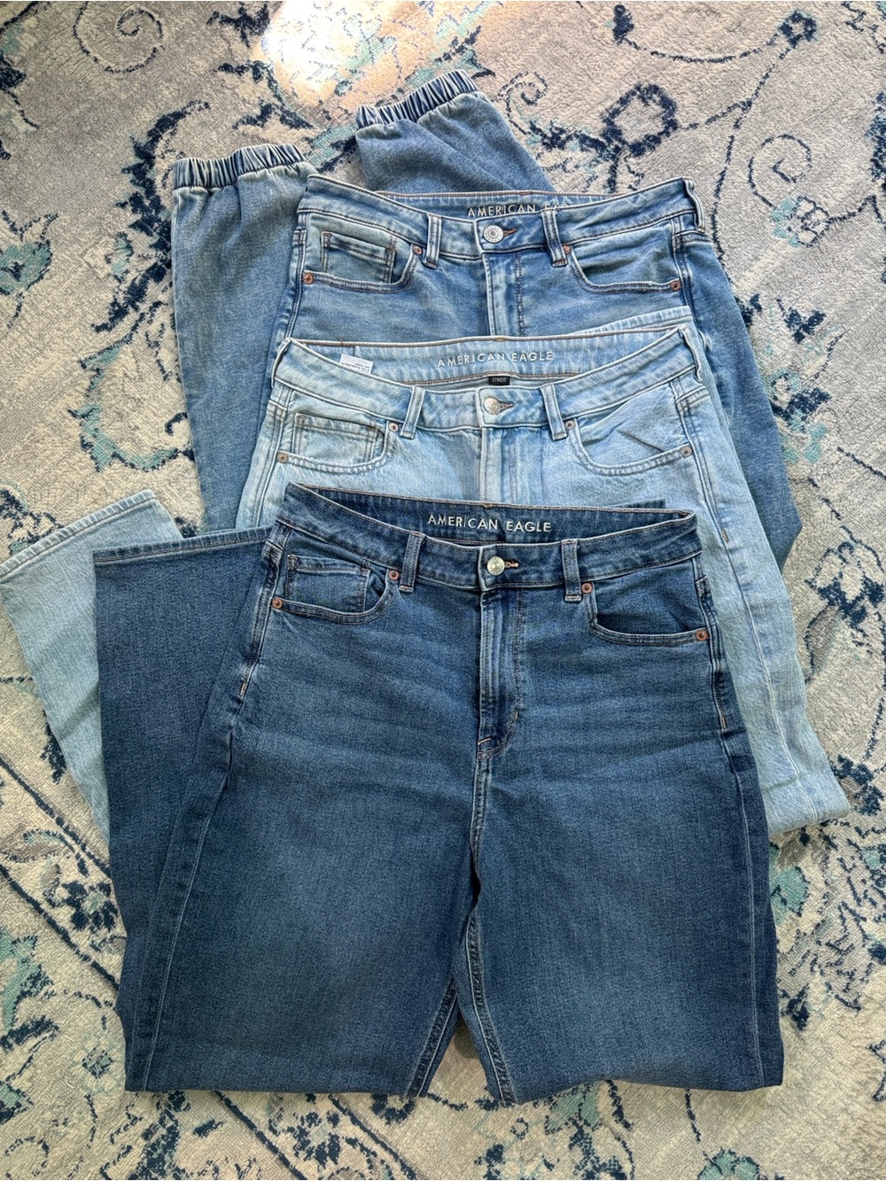 American Eagle Outfitters Women’s Light & Medium Blue Boyfriend Jeans Bulk Deal